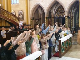 Poświęcenie różańców dzieciom komunijnym, 06.10.2024
